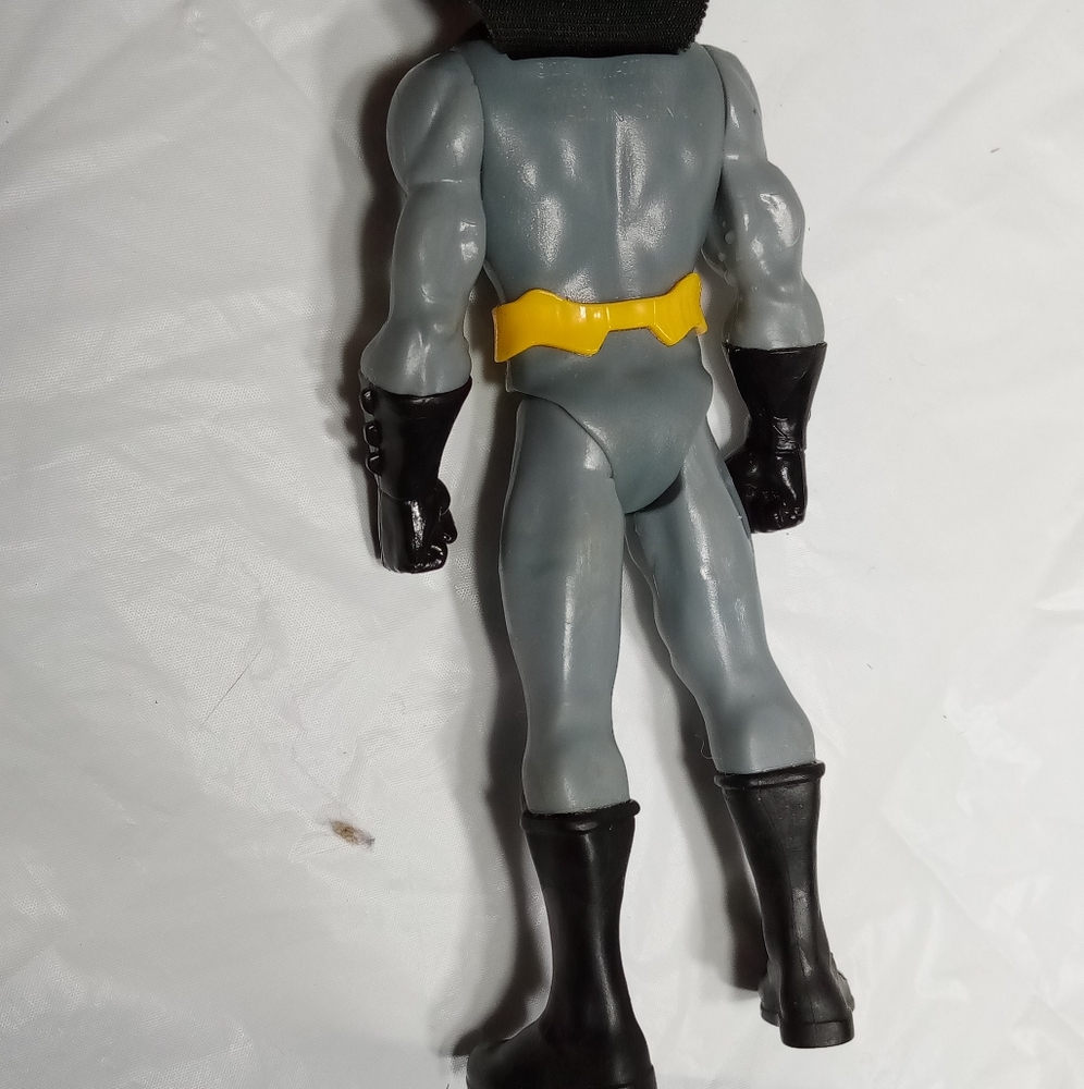 2018 Marvel Spiderman & 2017 Mattel Batman 6" Action Figures - Picture 11 of 13